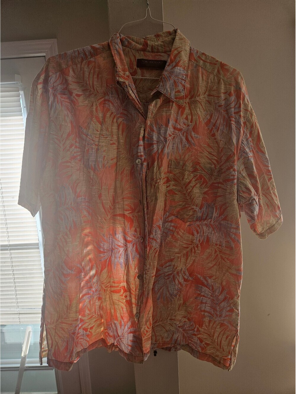 Tori Richard Men's XL Hawaiian Shirt 100% Cotton Tropical Print